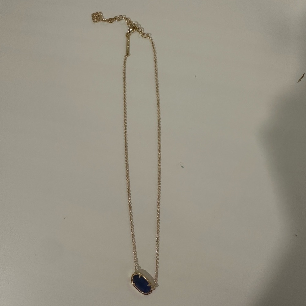 Elisa Gold Pendant Necklace in Cobalt Cat's Eye